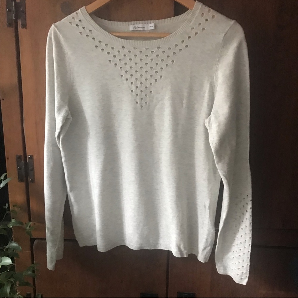 Reitman's Ladies' Light Grey Sweater - Size Medium